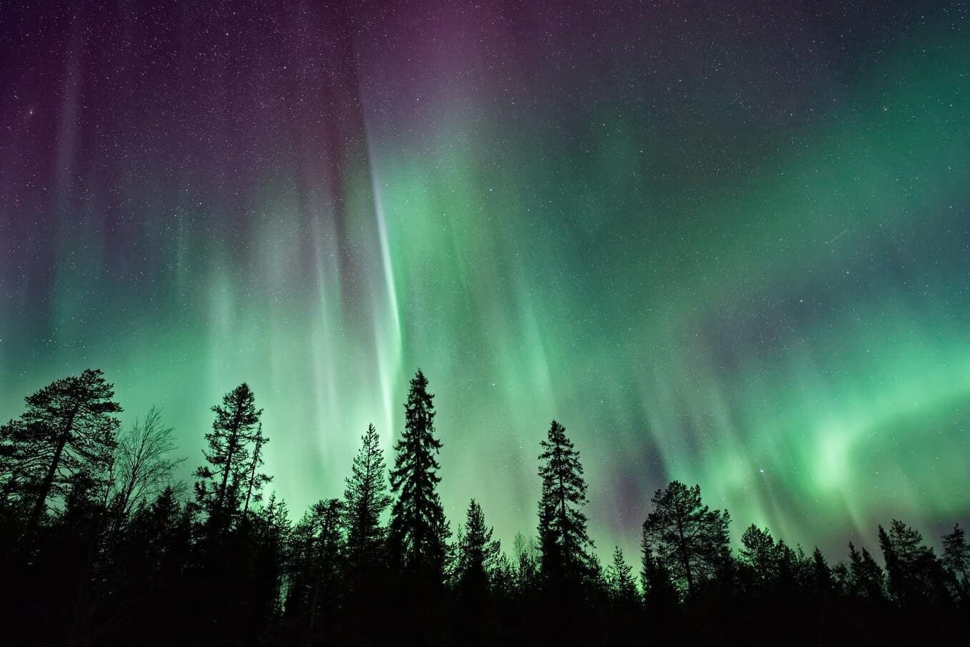 ¿Dónde ver auroras boreales en Canadá?